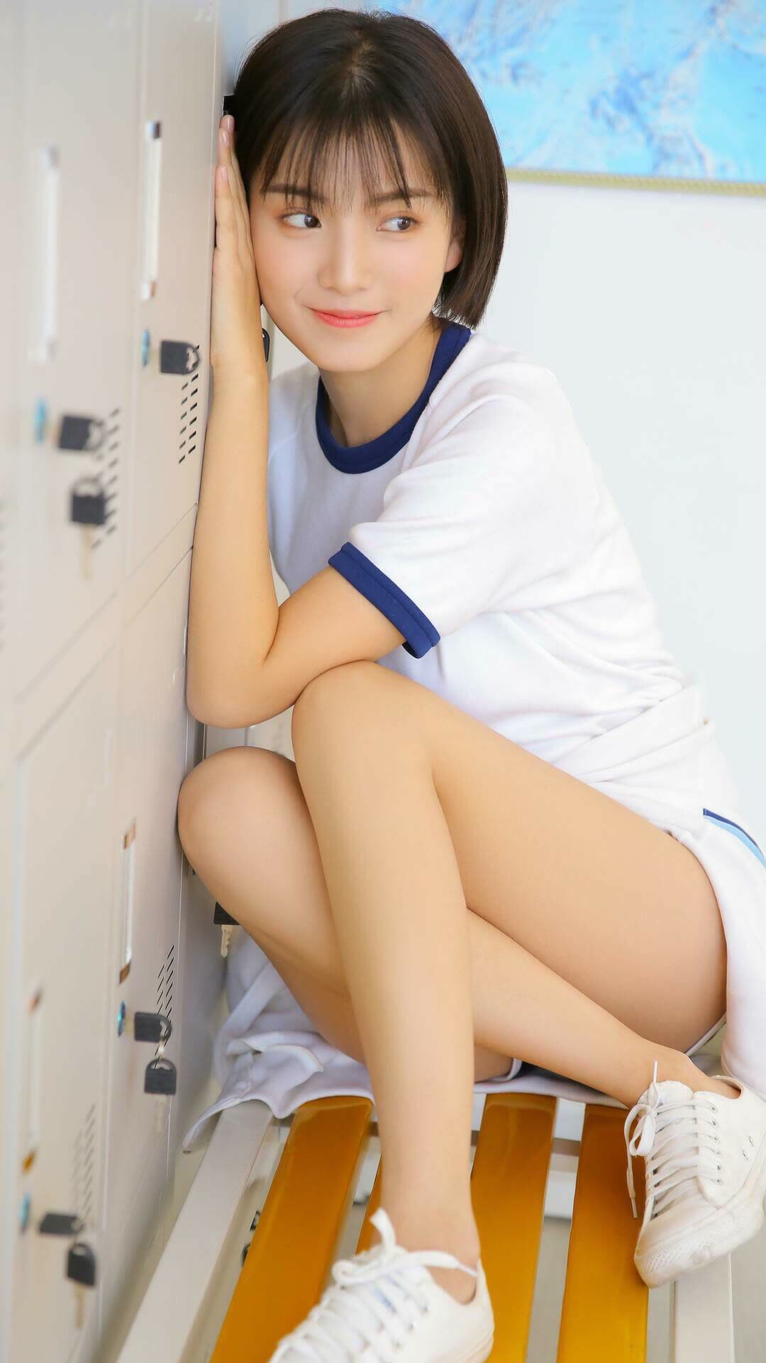 青年才俊的热血逆袭：从菜鸟到明星的成长历程