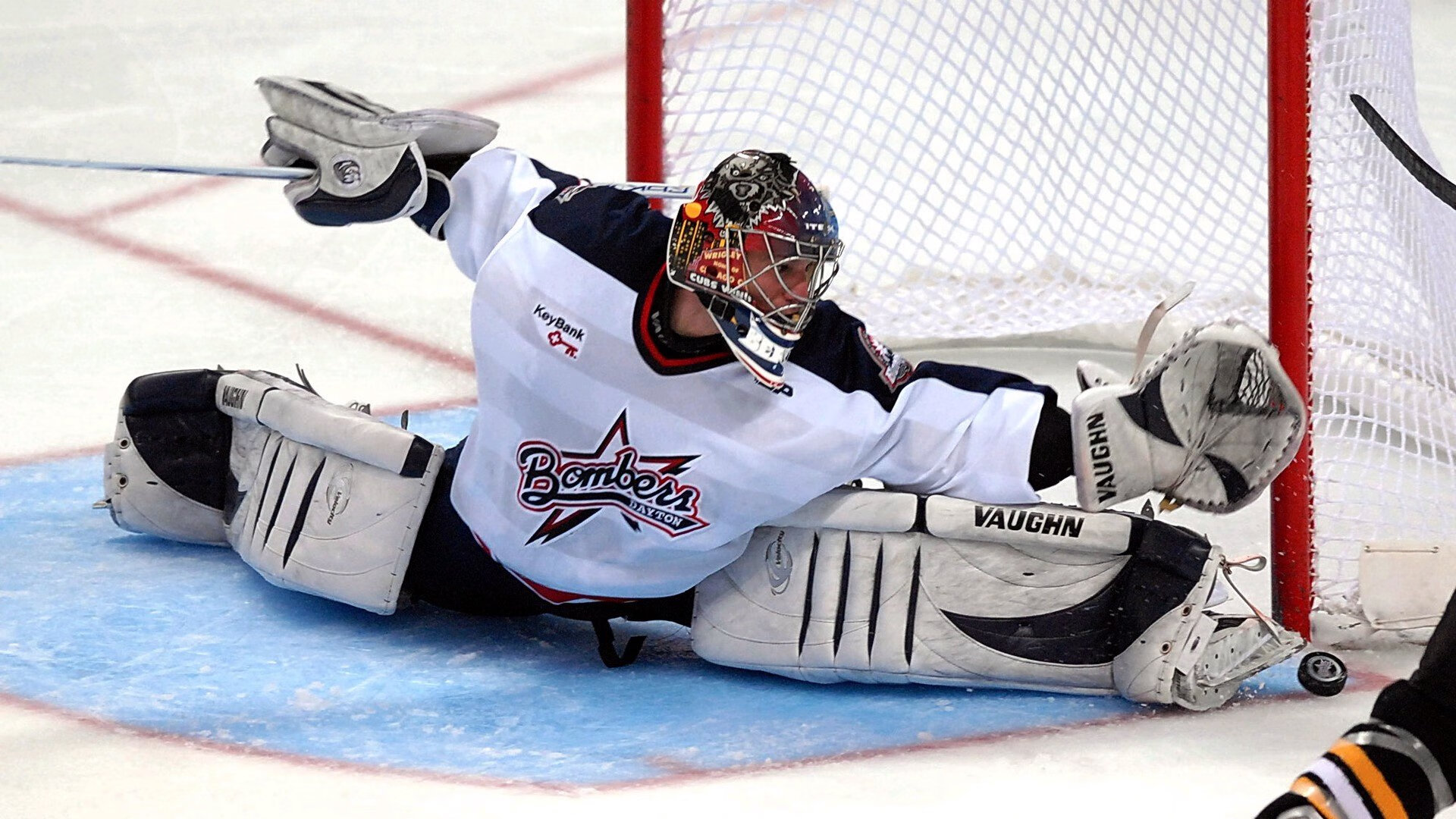 世界马拉松大满贯赛事之一成功举办，运动员创佳绩，世界马拉松大满贯官网