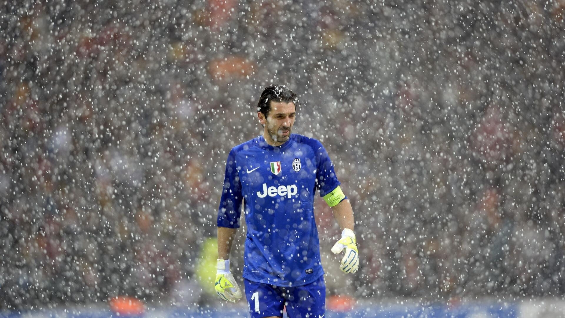 激情四溢：紧张激烈的季后赛最精彩比赛盘点，季后赛最新绝杀瞬间